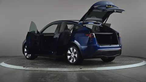 TESLA MODEL Y Long Range AWD Auto