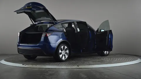 TESLA MODEL Y Long Range AWD Auto