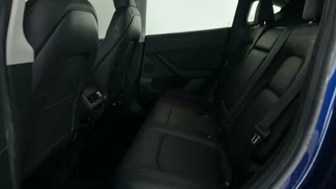 TESLA MODEL Y Long Range AWD Auto