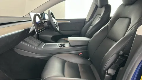 TESLA MODEL Y Long Range AWD Auto