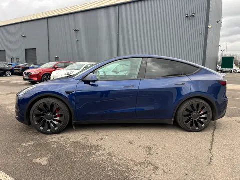 TESLA MODEL Y Performance AWD Auto