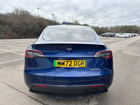 TESLA MODEL Y Performance AWD Auto