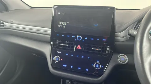 HYUNDAI IONIQ 100kW Premium 38kWh Auto