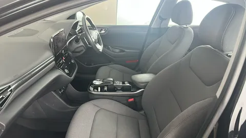HYUNDAI IONIQ 100kW Premium 38kWh Auto