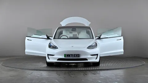 TESLA MODEL 3 Long Range AWD Auto