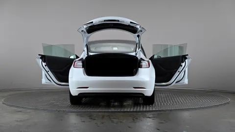 TESLA MODEL 3 Long Range AWD Auto