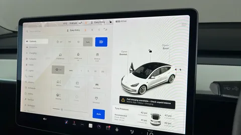 TESLA MODEL 3 Long Range AWD Auto
