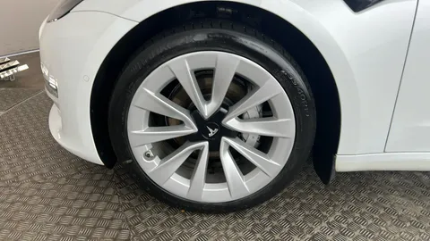 TESLA MODEL 3 Long Range AWD Auto