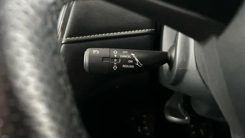 MG MOTOR UK MG5 115kW Exclusive EV 53kWh Auto