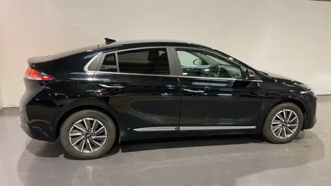 HYUNDAI IONIQ 100kW Premium 38kWh Auto