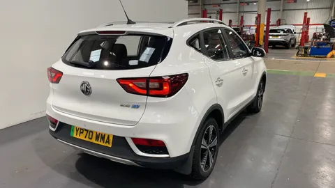 MG MOTOR UK ZS 105kW Exclusive EV 45kWh Auto
