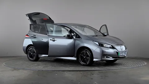 NISSAN LEAF 110kW N-Connecta 39kWh Auto