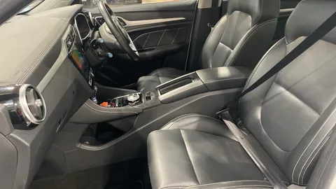 MG MOTOR UK ZS 105kW Exclusive EV 45kWh Auto