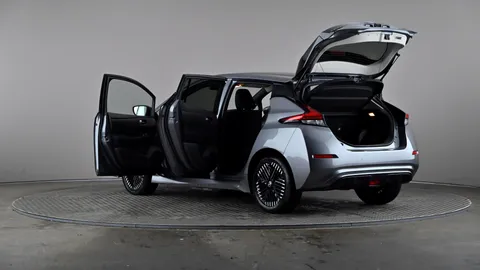 NISSAN LEAF 110kW N-Connecta 39kWh Auto