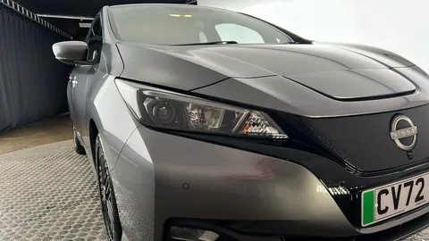 NISSAN LEAF 110kW N-Connecta 39kWh Auto
