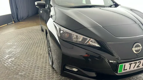 NISSAN LEAF 110kW N-Connecta 39kWh Auto