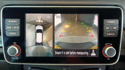 NISSAN LEAF 110kW N-Connecta 39kWh Auto