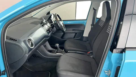 VOLKSWAGEN UP 60kW E-Up 32kWh Auto