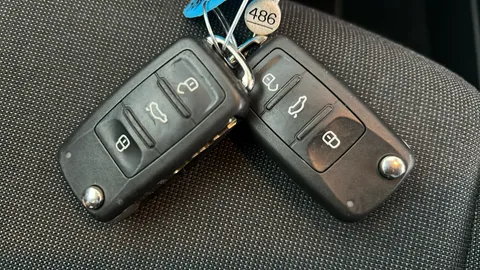 VOLKSWAGEN UP 60kW E-Up 32kWh Auto