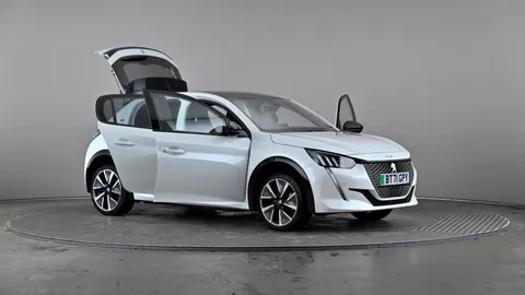 PEUGEOT 208 100kW GT 50kWh Auto