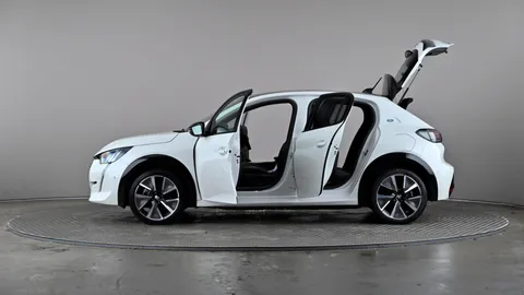 PEUGEOT 208 100kW GT 50kWh Auto