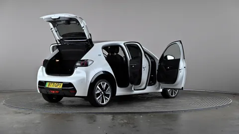 PEUGEOT 208 100kW GT 50kWh Auto