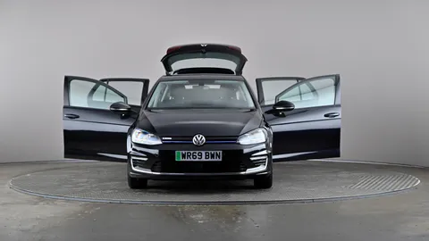 VOLKSWAGEN GOLF 99kW e-Golf 35kWh Auto