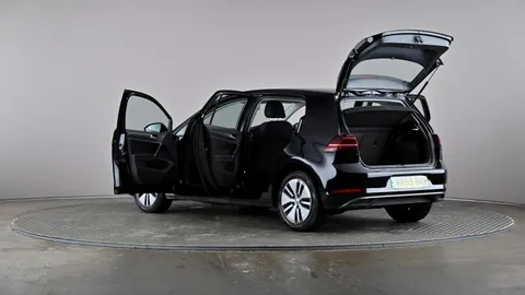 VOLKSWAGEN GOLF 99kW e-Golf 35kWh Auto