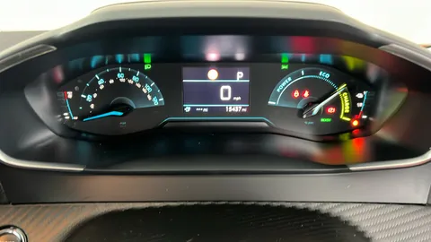 PEUGEOT 2008 100kW Active Premium 50kWh Auto