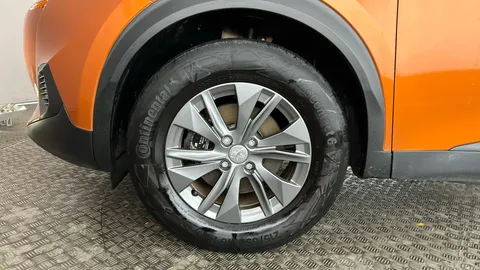 PEUGEOT 2008 100kW Active Premium 50kWh Auto