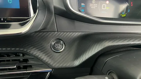 PEUGEOT 208 100kW GT 50kWh Auto