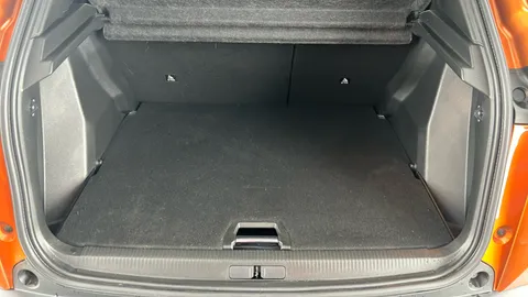 PEUGEOT 2008 100kW Active Premium 50kWh Auto