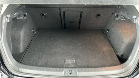 VOLKSWAGEN GOLF 99kW e-Golf 35kWh Auto