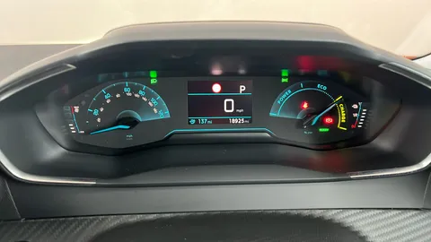 PEUGEOT 2008 100kW Active Premium+ 50kWh Auto