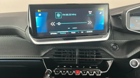 PEUGEOT 208 100kW GT 50kWh Auto