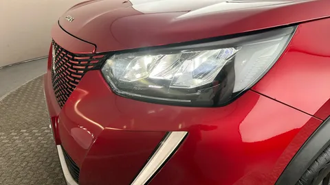 PEUGEOT 2008 100kW Active Premium 50kWh Auto