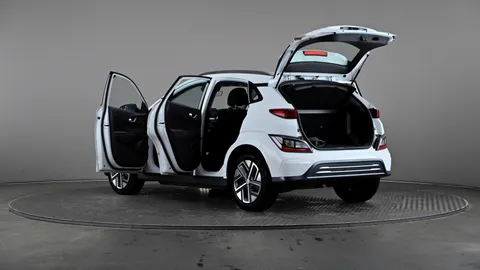 HYUNDAI KONA 100kW SE Connect 39kWh Auto
