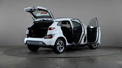 HYUNDAI KONA 100kW SE Connect 39kWh Auto