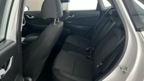 HYUNDAI KONA 100kW SE Connect 39kWh Auto