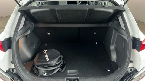 HYUNDAI KONA 100kW SE Connect 39kWh Auto