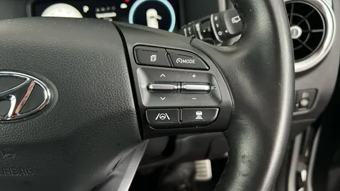 HYUNDAI KONA 100kW SE Connect 39kWh Auto