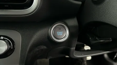 HYUNDAI KONA 100kW SE Connect 39kWh Auto