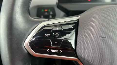 VOLKSWAGEN ID.3 107KW Life Pro 58kWh Auto