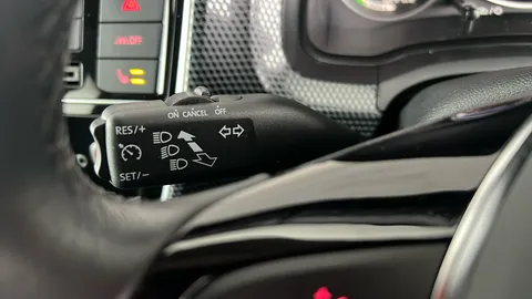 VOLKSWAGEN UP 60kW E-Up 32kWh Auto