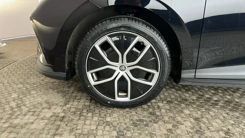 MG MOTOR UK MG4 150kW Trophy EV Long Range 64kWh Auto