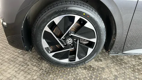 VOLKSWAGEN ID.3 107KW Life Pro 58kWh Auto