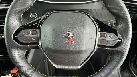 PEUGEOT 2008 100kW GT 50kWh Auto