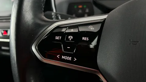 VOLKSWAGEN ID.3 107KW Life Pro 58kWh Auto