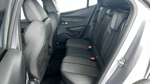 PEUGEOT 2008 100kW GT 50kWh Auto