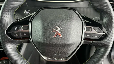 PEUGEOT 2008 100kW GT 50kWh Auto